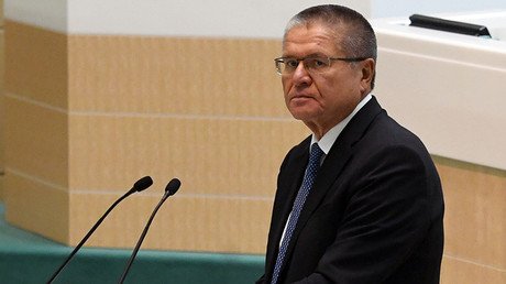 "Es una burla para el Gobierno que los altos cargos estén por encima de la ley"