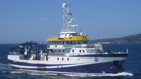 La armada británica lanza bengalas contra un buque oceanográfico español en Gibraltar