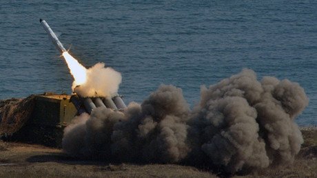 Rusia protege su frontera oriental instalando sistemas de misiles Bal y Bastión