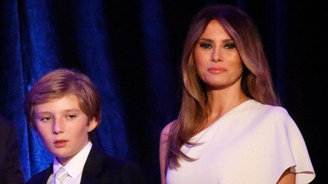 Melania Trump amenaza con demandar a la persona que publicó un video sobre su hijo en YouTube