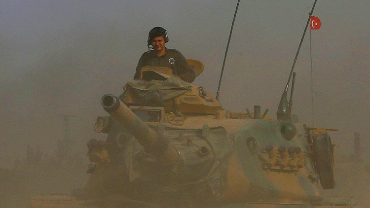 Erdogan y Al Assad: De 'hermanos' a rivales declarados