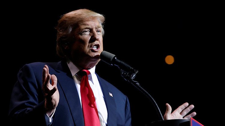 Trump promete poner fin a la política de "intervención y caos" de Estados Unidos