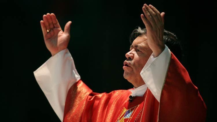 El arzobispo de México pide a la Virgen que "toque el corazón endurecido" de Trump