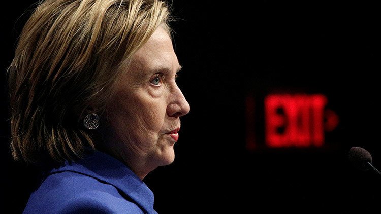 Lo hicieron los rusos (otra vez): Clinton culpa a Putin personalmente del presunto 'hackeo'