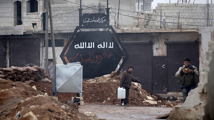 Video: Hallan en Alepo los cuerpos de decenas de sirios que sufrieron "torturas brutales"