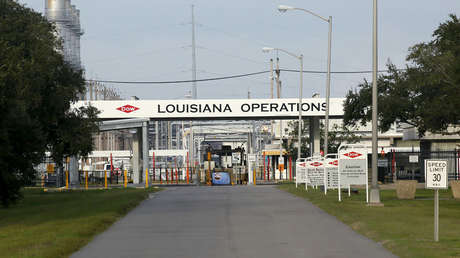 Evacúan una planta química de EE.UU. por una fuga de cloro