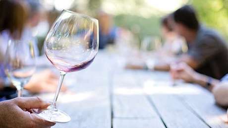 Revelan que hasta una copa de vino puede ser fatal para el corazón