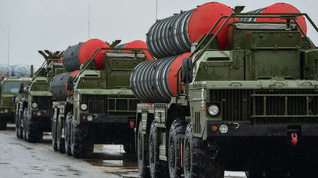 Los sistemas antiaéreos S-400 entran en servicio en las fronteras noroccidentales rusas