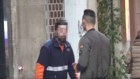 Un ‘pranker’ llama “cara anchoa” a un repartidor y recibe una bofetada