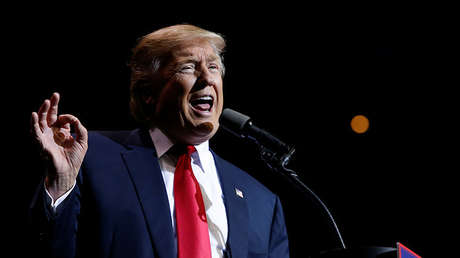 Trump: "No necesito informes todos los días, soy inteligente"