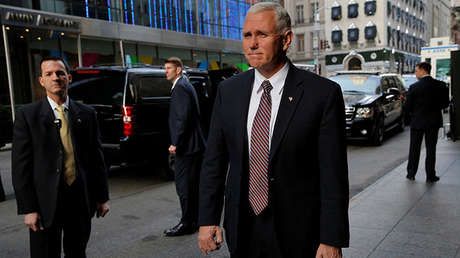 FOTOS: Un doble del vicepresidente Pence gana popularidad en las redes sociales