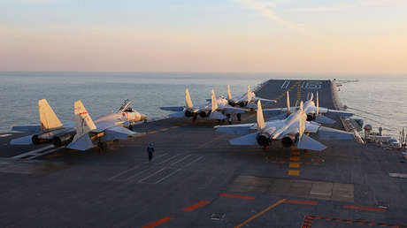 VIDEO: China prueba por primera vez su portaaviones Liaoning