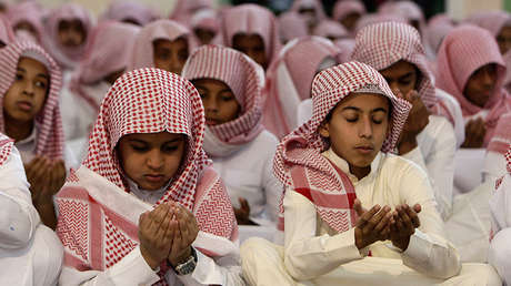 Arabia Saudita prepara una 'vacuna' contra la occidentalización en las escuelas