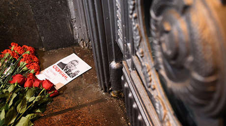 "Los disparos contra el embajador Kárlov tenían como blanco el Estado ruso"