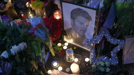 Reportan que el cantante George Michael trabajaba en un albergue para personas sin hogar