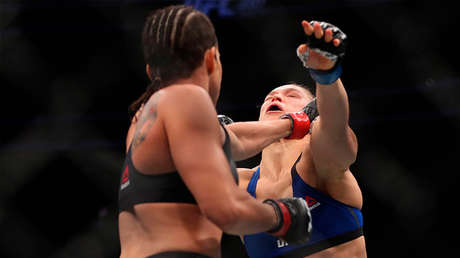 Noquean a la reina de las artes marciales mixtas en 48 segundos