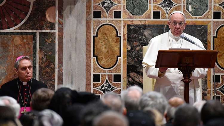 "Hitler fue votado por su pueblo": el papa Francisco advierte del peligro del populismo