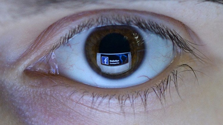 "¿Me querrías más si estuviera muerta?": Nuevo suicidio de una adolescente a través de Facebook Live