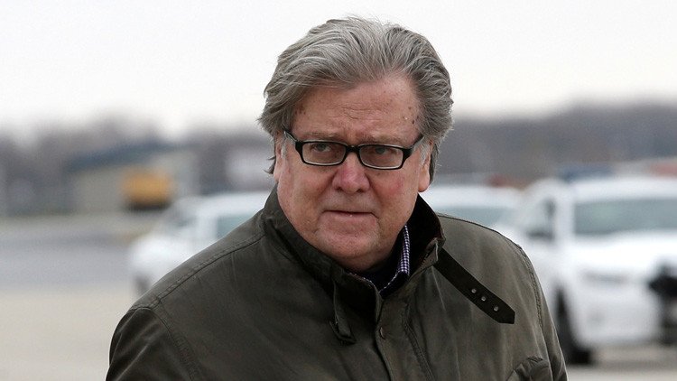 Consejero de Trump: "Los medios de comunicación deberían mantener la boca cerrada"