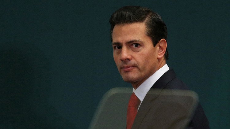 ¿Cómplices? Cómo Peña Nieto 'puso los cimientos' para el muro de Trump