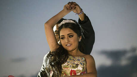 Los padres de la quinceañera Rubí fueron víctimas de una estafa