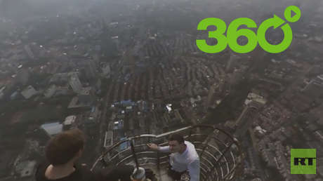 'Roofers' rusos conquistan alturas peligrosas en China