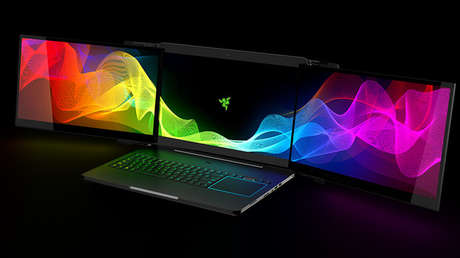 Ideal para 'gamers': crean un portátil con 3 pantallas de ultra alta resolución (video)