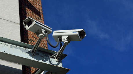 FOTО: La ropa antivigilancia que esquiva los sistemas de reconocimiento facial