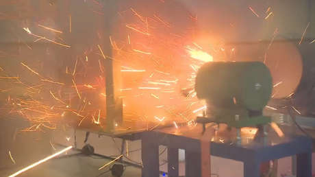 VIDEO: Rusia prueba con éxito su primer cañón de riel