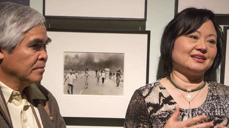 Cuarenta años después de la icónica foto, la 'niña del napalm' cura sus heridas