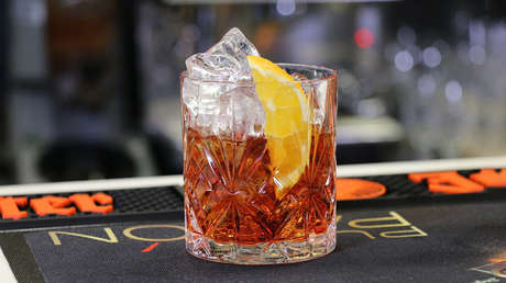 ¿Por qué comemos tanto después de unas copas?