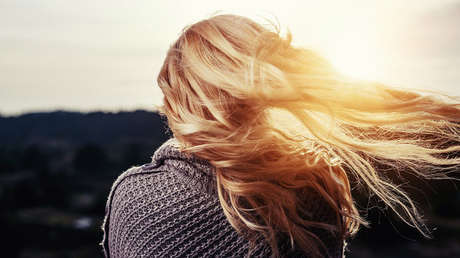 La ganadora de un concurso de belleza sufre graves quemaduras tras ser rociada con ácido sulfúrico