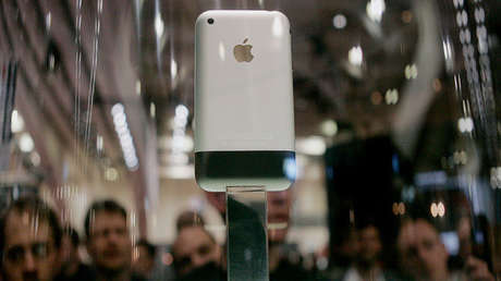 "Steve, déjalo, no va a funcionar": La apasionante historia detrás de la creación del iPhone (Video)