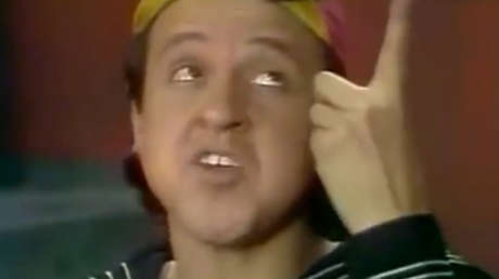 'Cállate que me desesperas': Carlos Villagrán seguirá dando vida a 'Kiko' y desmiente a su sobrino