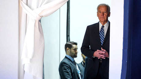 Joe Biden 'funde los plomos' del Foro de Davos (video)