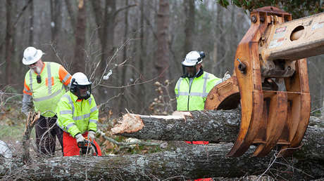 Un tornado azota una ciudad estadounidense mientras dormía (Fotos)