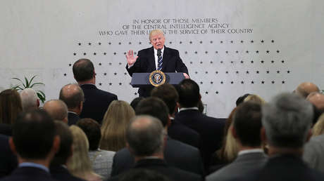 Trump a la CIA: "Estoy con ustedes al 1.000%"