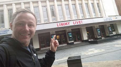 Un cómico escocés indigna a Twitter con un chiste sobre la investidura de Trump