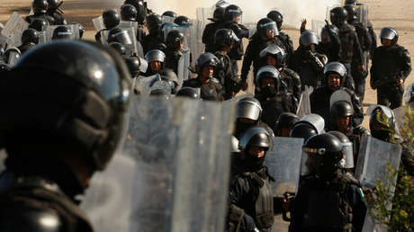 Video, fotos: Al menos 13 policías resultan heridos en México en un operativo contra taxistas