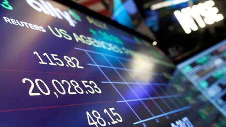 El promedio industrial Dow Jones cierra por primera vez por encima de los 20.000 puntos
