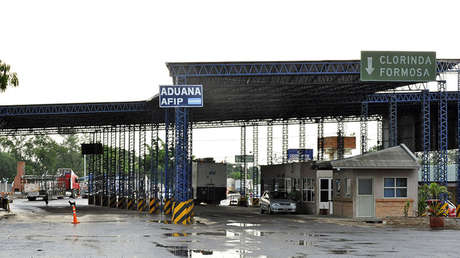 Argentina endurece su política migratoria para facilitar las deportaciones