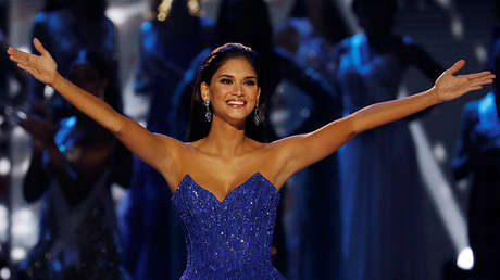 Así se vengó la ex Miss Universo un año después del presentador del certamen (VIDEO)