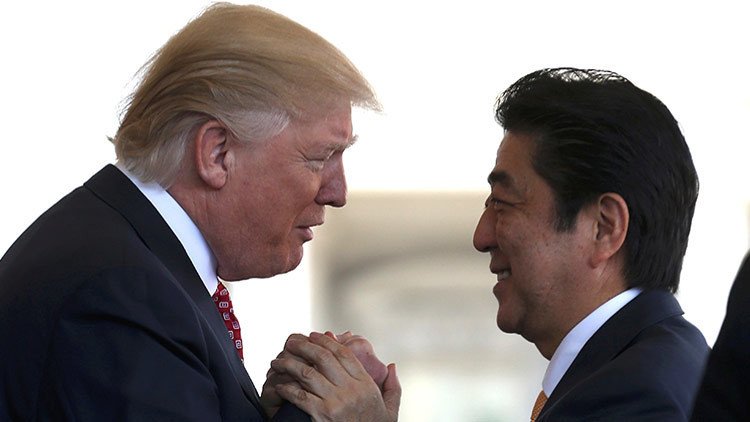El primer ministro de Japón revela su opinión sobre Putin en una "conversación sincera" con Trump