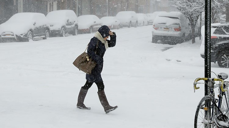 Video: Una enorme tormenta se forma sobre el Atlántico Norte