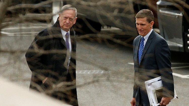 El escándalo en torno al exasesor de Trump revela "un sórdido y cobarde juego" en EE.UU.