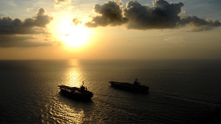 Submarinos no tripulados y un 'buque-arsenal': Así será la Marina de EE.UU. en 2030