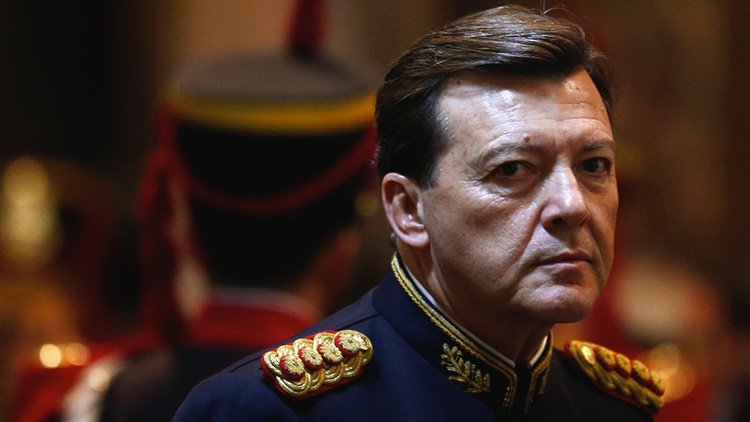 Arrestan en Argentina al exjefe del Ejército por secuestro y tortura durante la dictadura militar