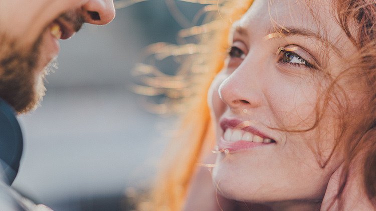 Estos alimentos hacen a los hombres más atractivos para las mujeres