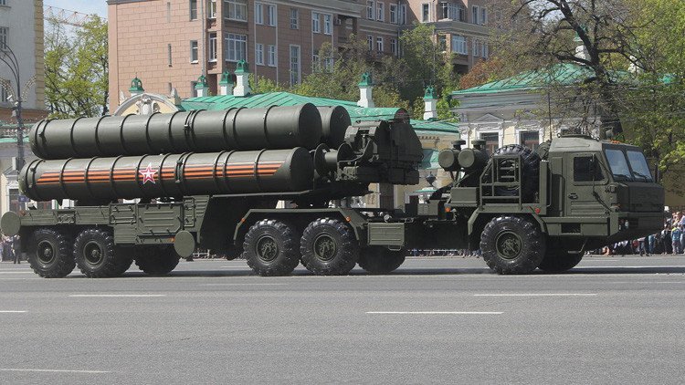 India prevé adquirir sistemas antiaéreos rusos S-400 Triumf por valor de 5,8 mil millones de dólares