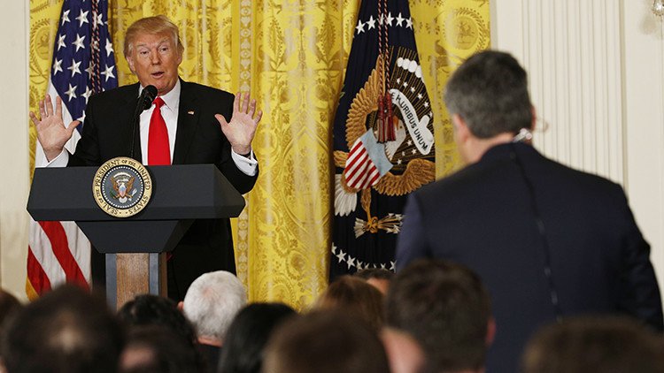 Trump: "Vamos a construir el muro mucho antes de lo programado"